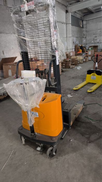 Электрический полавтомат штабелер мини кара SEM 20-16