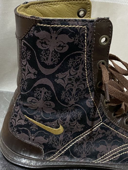 Женские кроссовки Nike Sixton