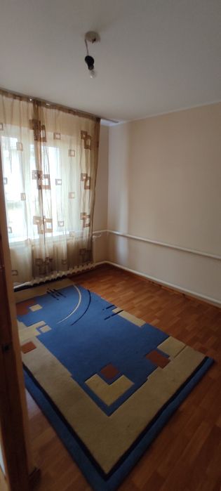 Продам квартиру 3 комнатную