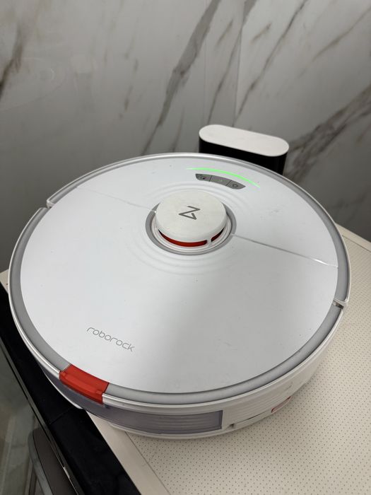 Продам робот пылесос