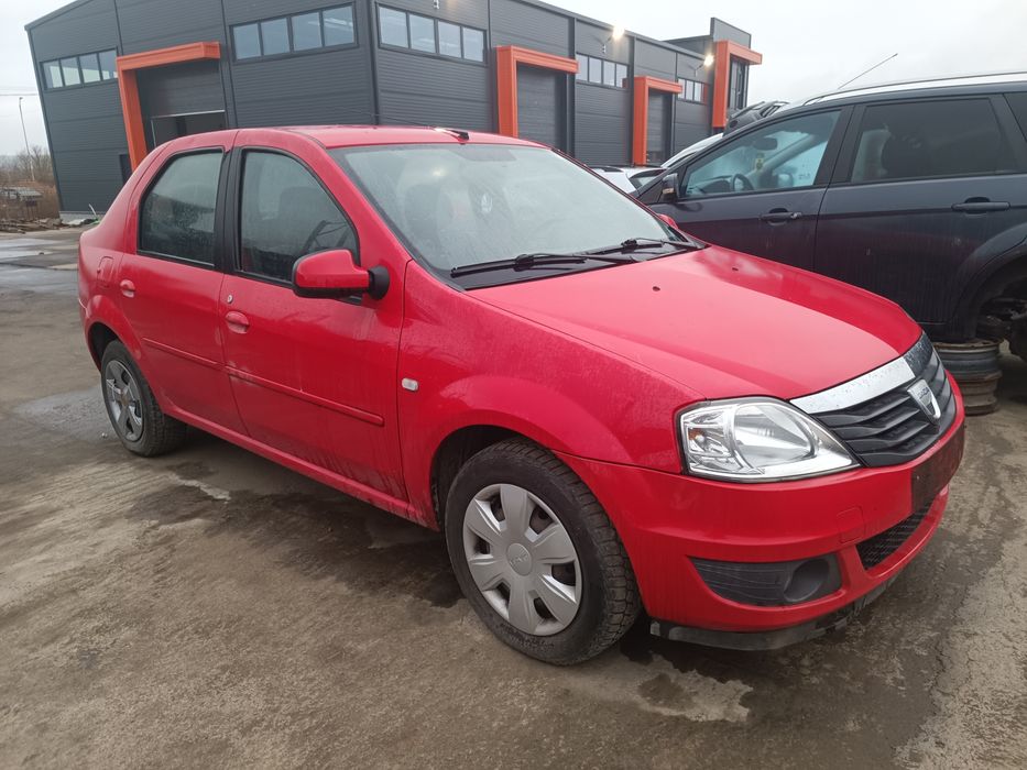 Dezmembram Dacia Logan, motor 1.4 mpi