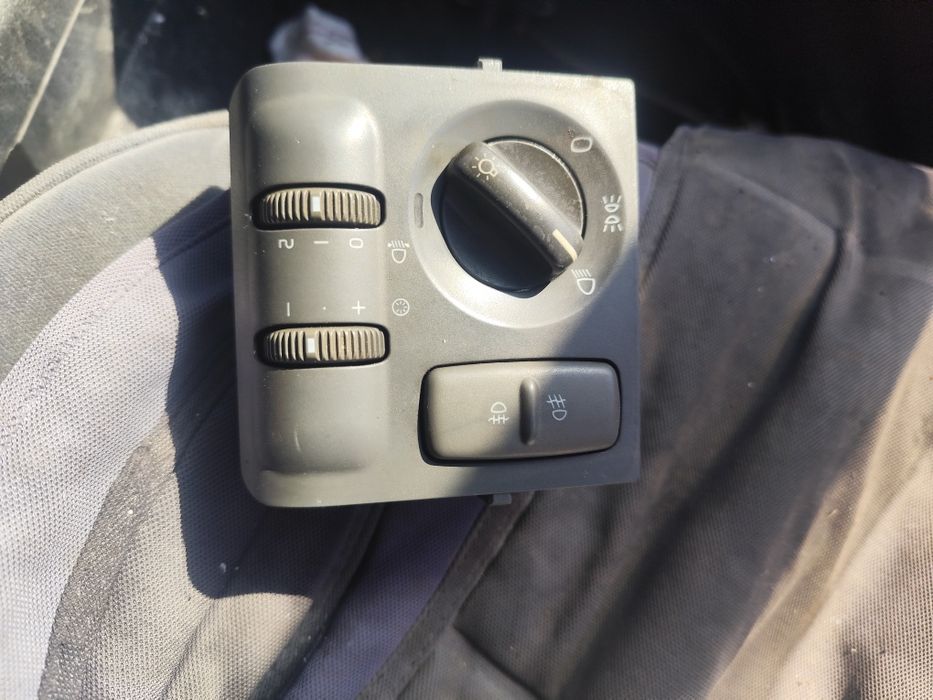 Ключ за светлините за volvo s4 v70 от 97-ма и нагоре