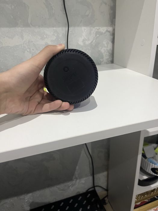 Продам Яндекс станция лайт