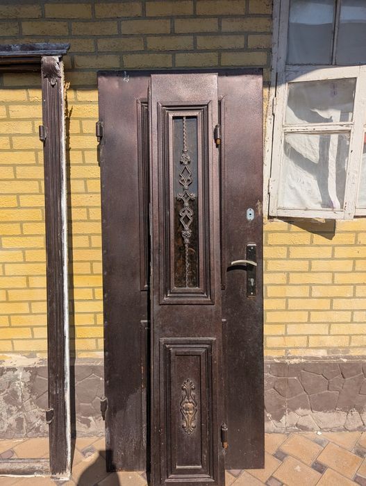 Ескі есіктер сатылады