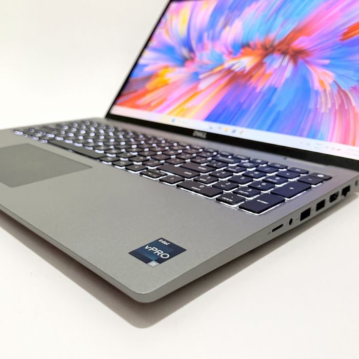 DELL Precision 3580/15,6” Touch/i5-1350p/16GB DDR5/512GB NVMe