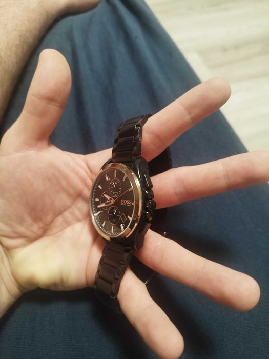 Часовник Hugo boss