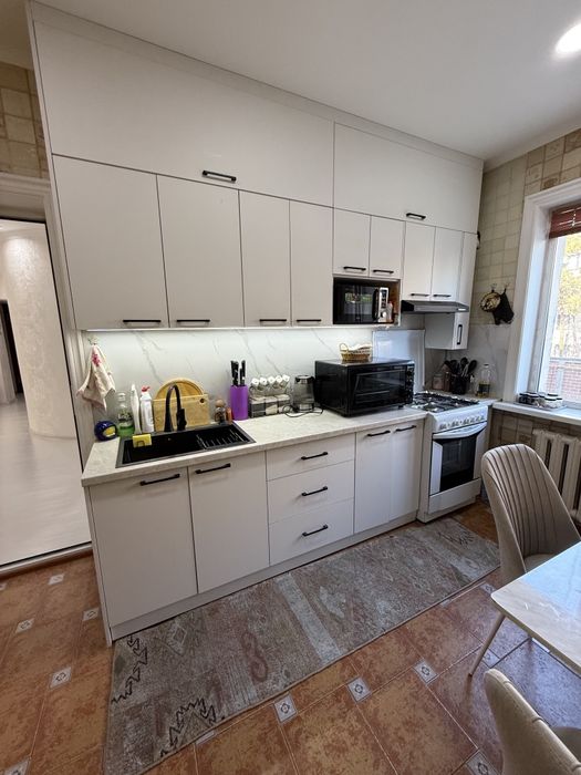 Продаётся 4х комнатная квартира