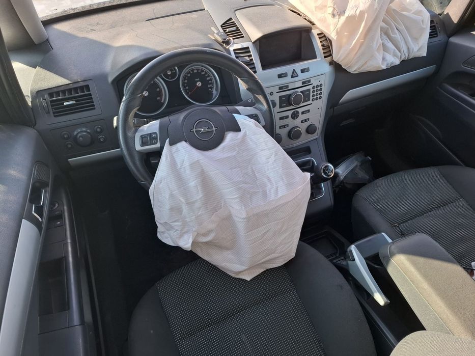 Suport pompa abs 13214940   1.7 cdti A17DTR Opel Zafira B [2005 - 201