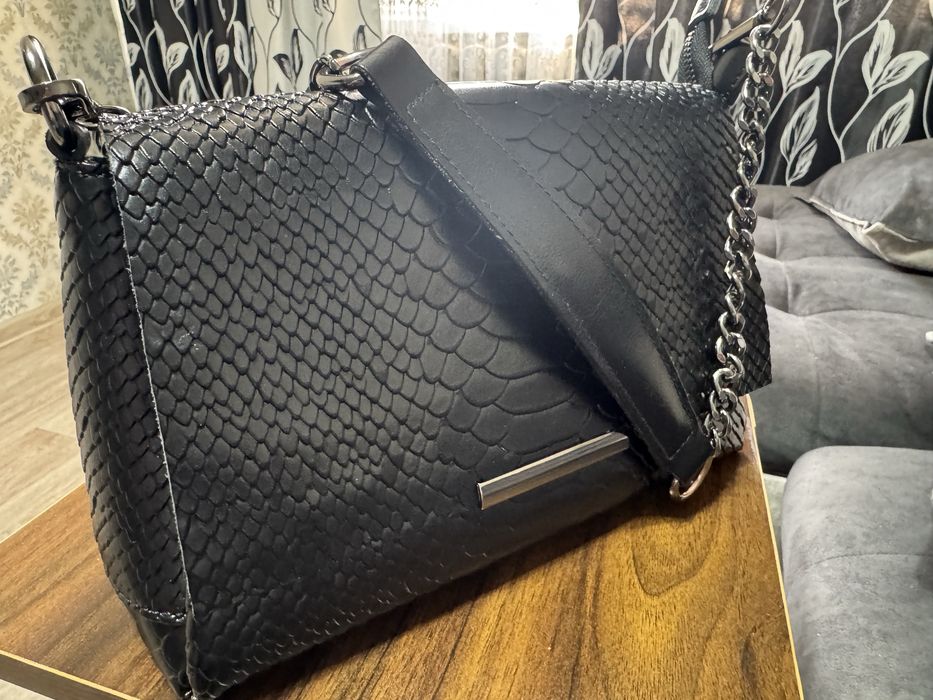 Сумка из натуральной кожи