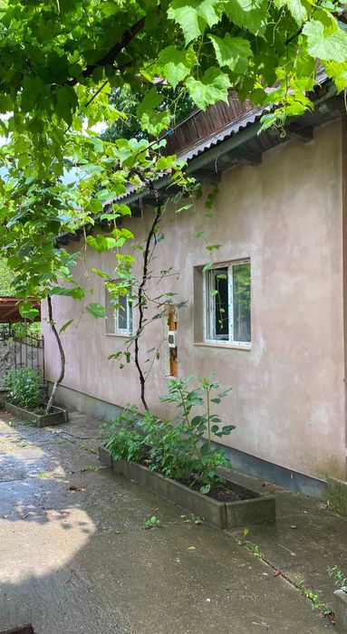 Casa NOUA de vanzare/inchiriere Poduri - 3km de Moinesti