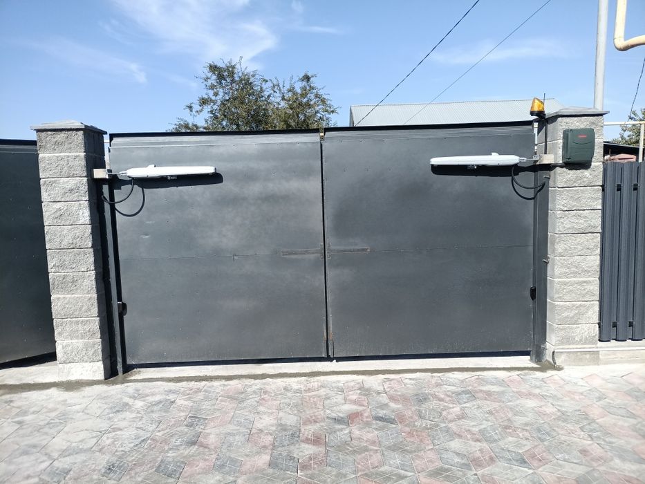 Автоматика для распашных ворот .FORESEE