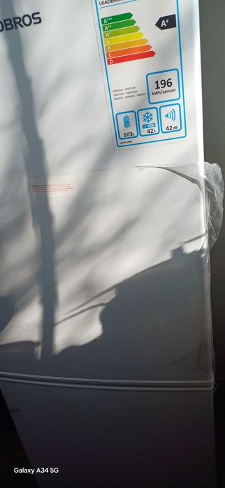 Продам холодильник leadbros