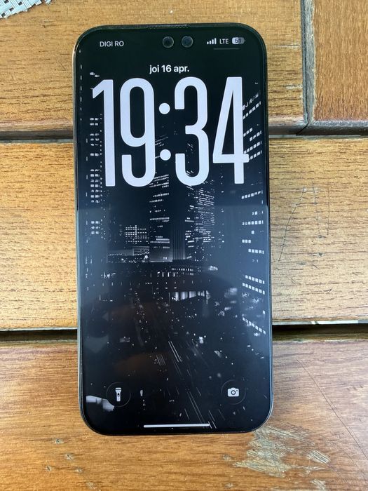 iPhone 16 pro max 256GB