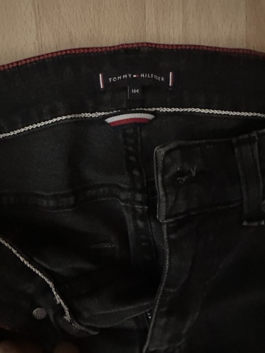 Момчешки дънки Tommy Hilfiger 170 см