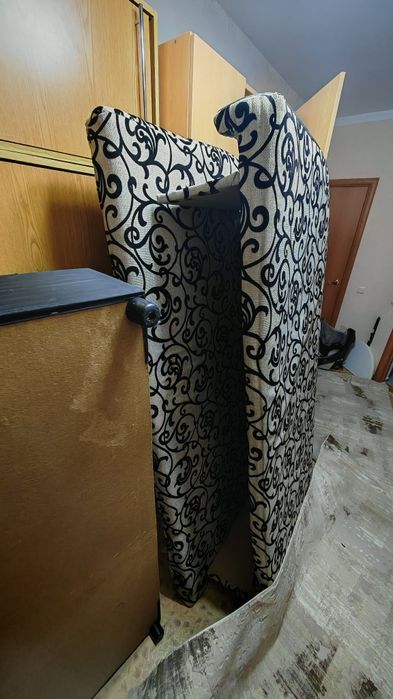 Срочно продам Диван