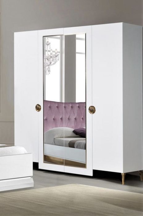 Спальний гарнитур