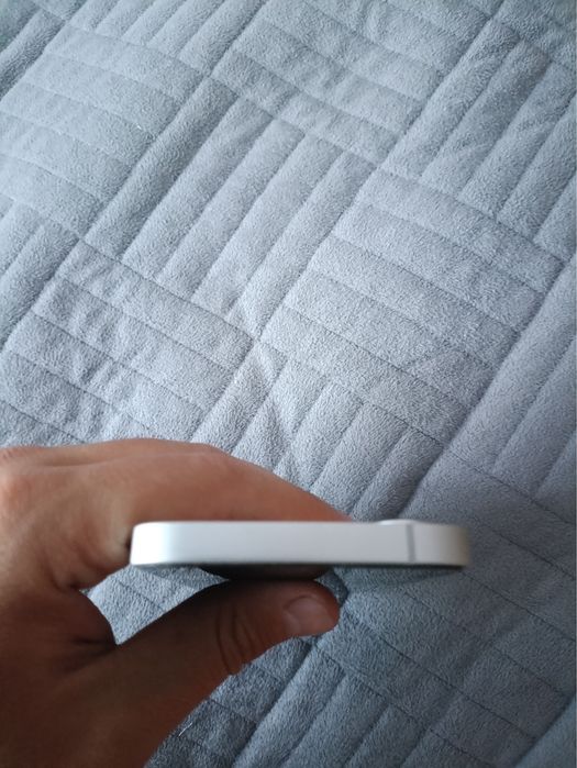 IPhone 16e 100% АКБ