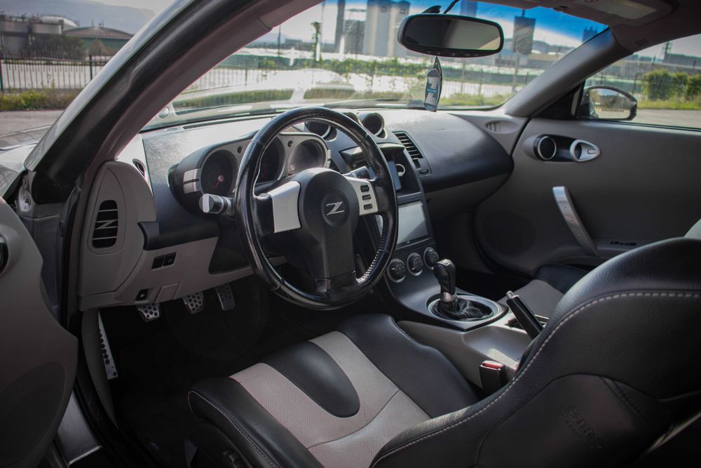 Nissan 350z  z33