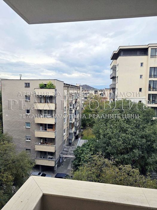 2-стаен в Пловдив-Център площ 81 цена 186300