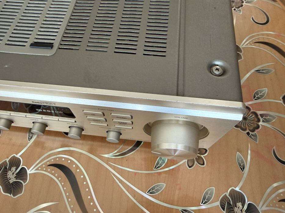 Denon DRa-1000 стерео ресивър