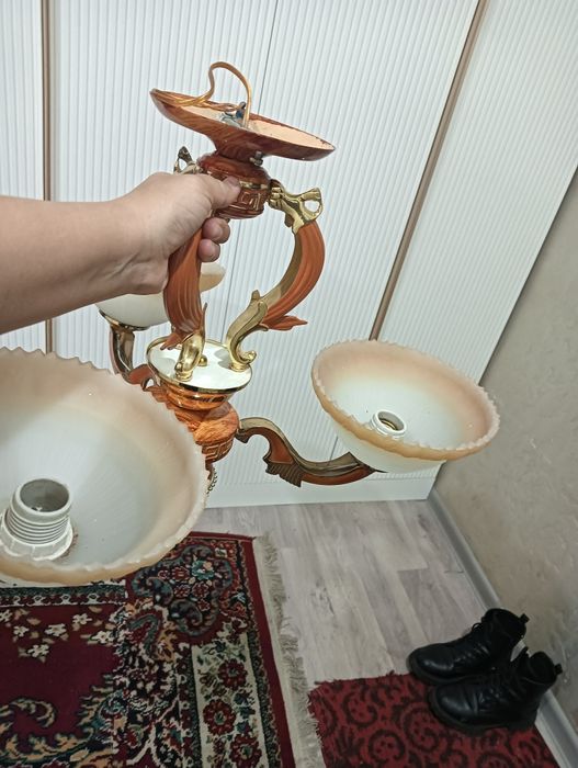 Люстра. Аспашам.