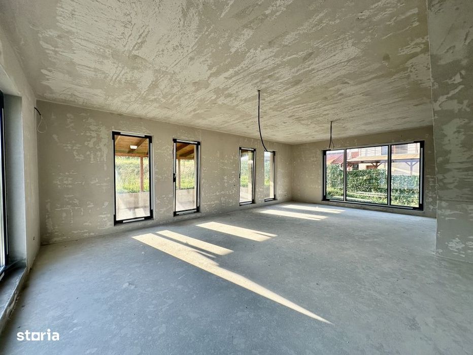 Casa superba in Salicea, 245 m2 utili, 600 m2 teren