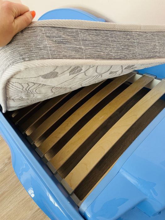 Продам детскую кровать