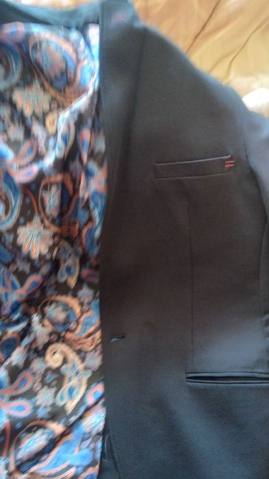 Ново офицялно сако