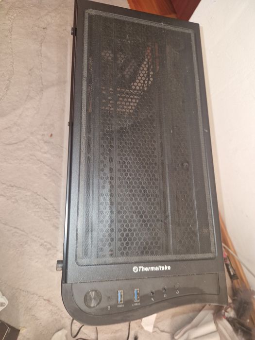 Unitate Thermaltake