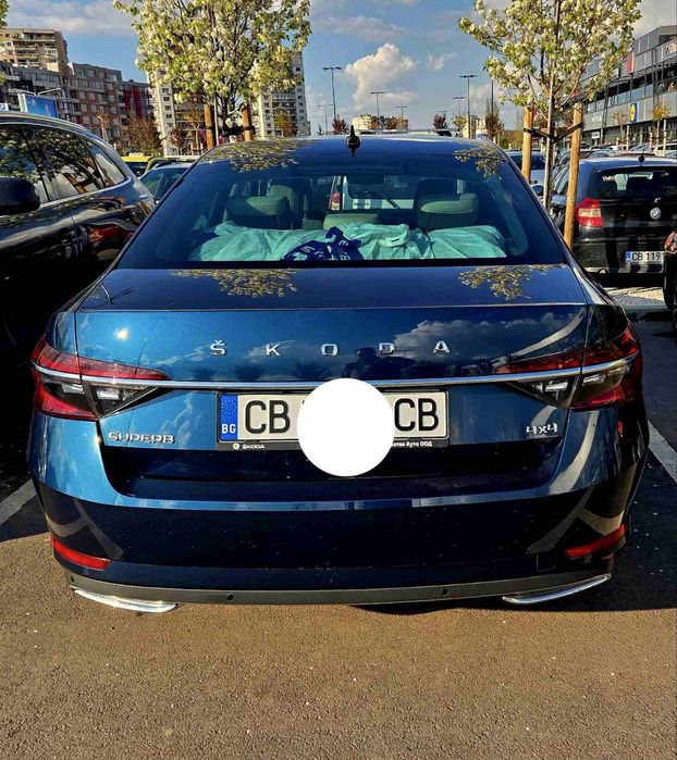 Škoda Superb Laurin & Klement 2.0 TDI 200 к.с. 4x4 DSG – Първи собственик | Пълна сервизна история | Перфектно състояние