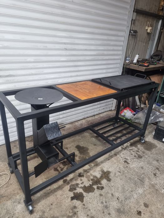 Porti ,garduri confectii metalice