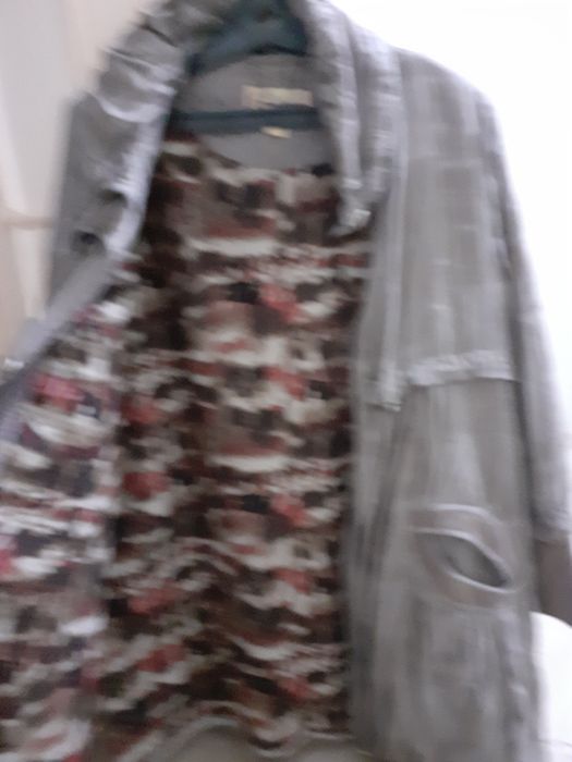 Срочно Продам женский плащь