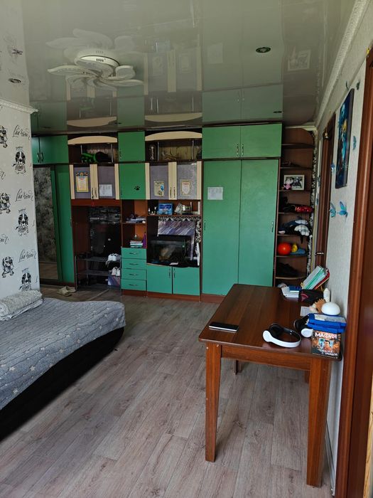 Продам 4х ком квартиру