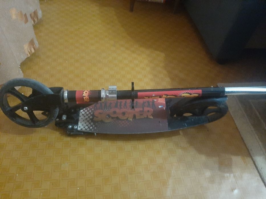 Продам самокат железный