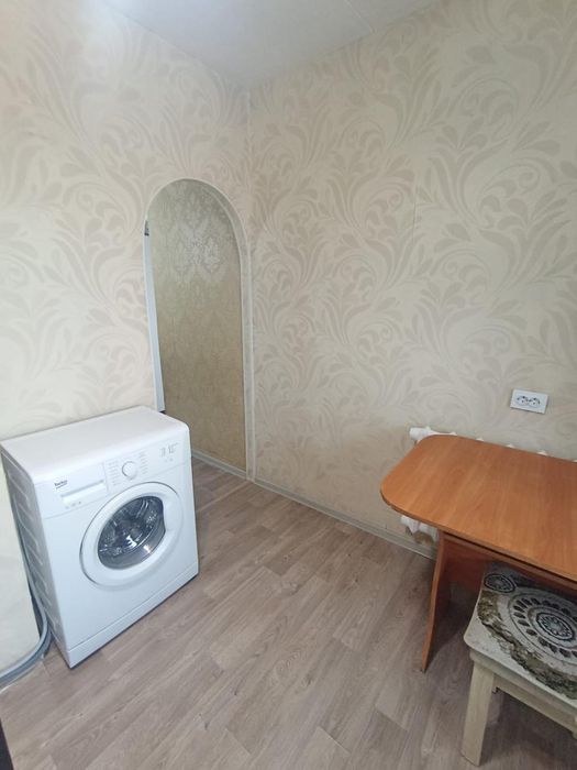 Продам 1 к в центре 9/9