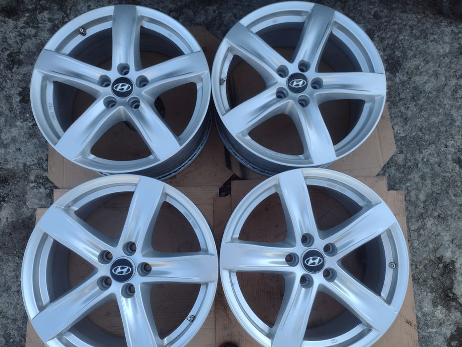 Почти нови Rial 18-5x114.3 ET45 8j Hyundai Santa Fe