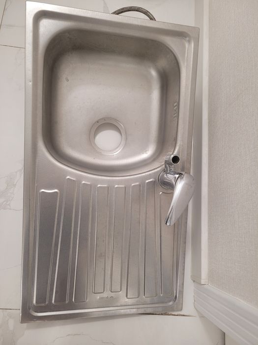 Продаётся Кухонная раковина