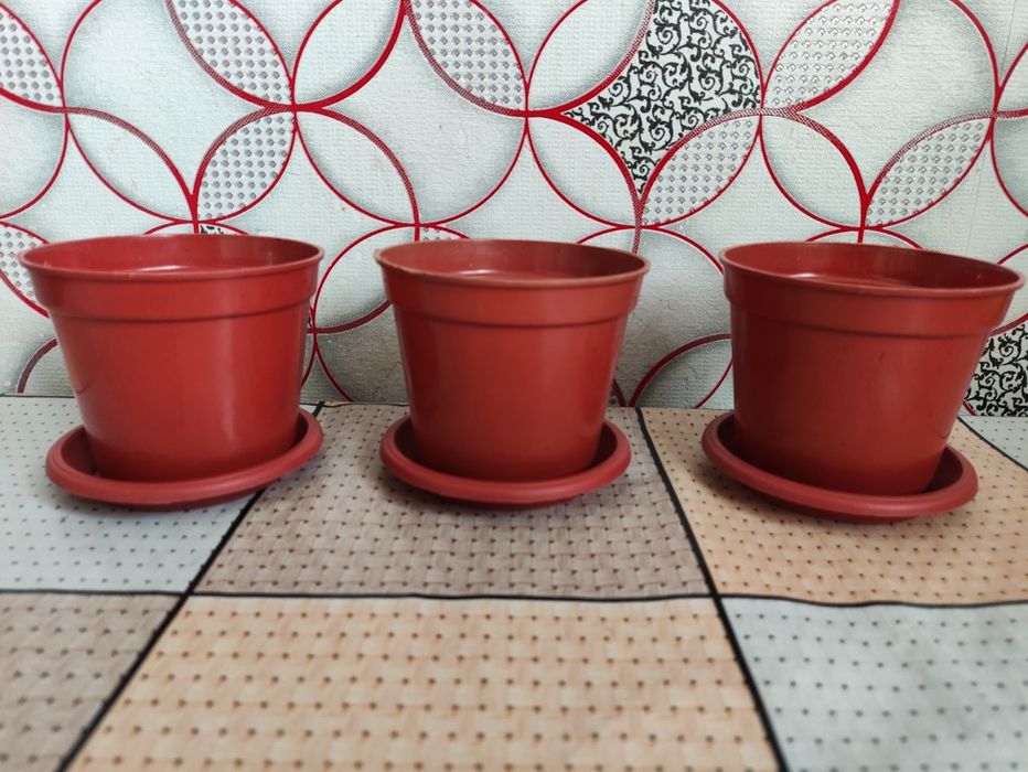 Продам цветочные горшки