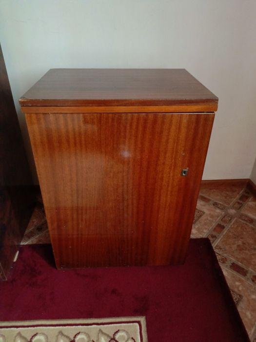 Швейная машина Чайка 2