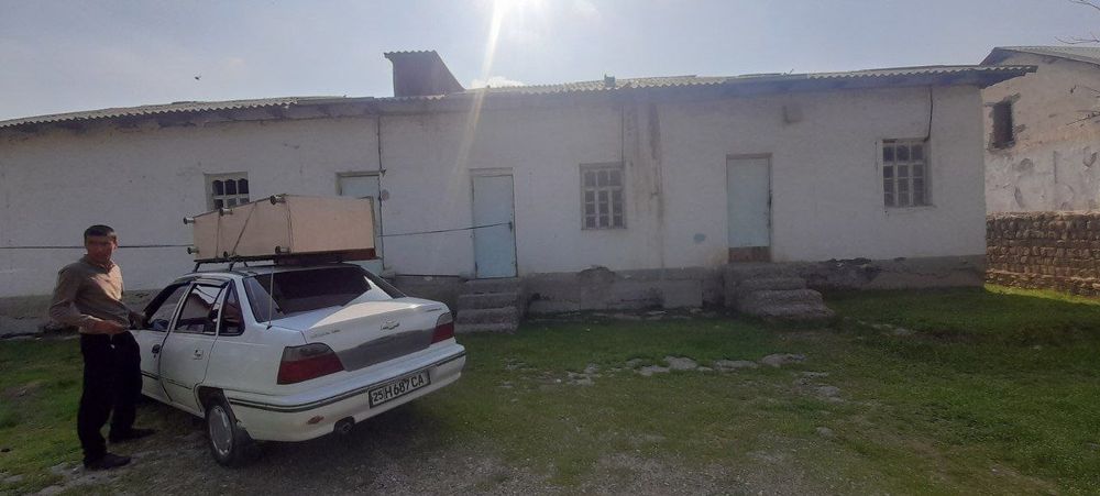 Uchastka (kotej)sotiladi srochno