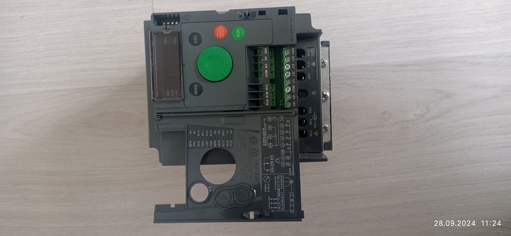 частоный преобразователь Altivar  ATV310HU15N4E