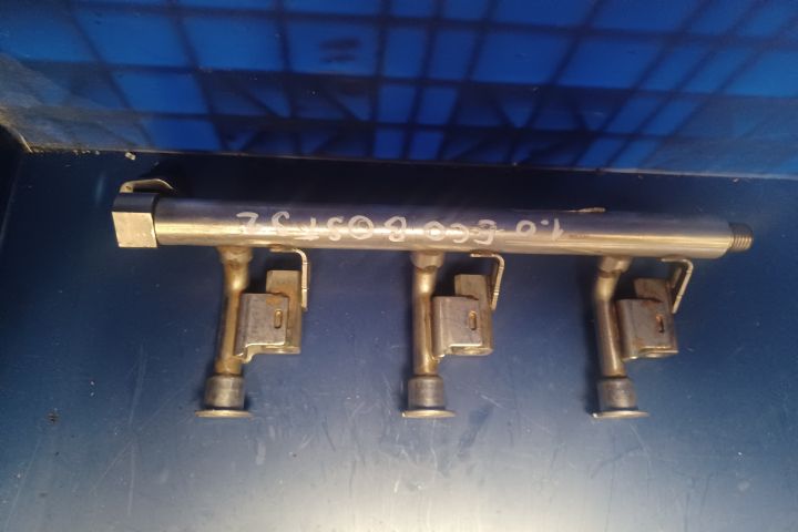 Rampa injectoare DM5G9H487AB Ford B-MAX prima generatie