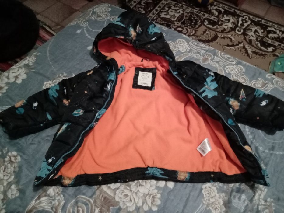 Продам куртки на мальчика весна осень