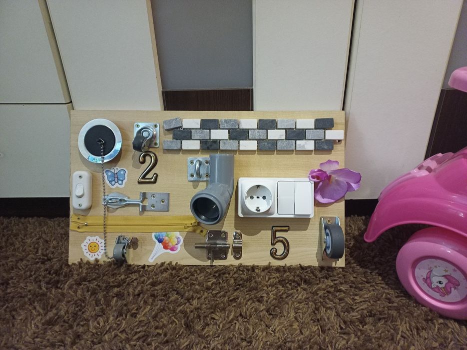 Activity Board (panou activități senzoriale copii)