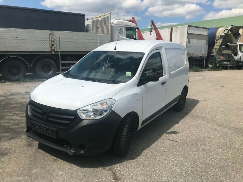 dezmembrez dacia dokker si locuri si marfa 2012-2022 motor 1,6 benzina si 1,5 dci
