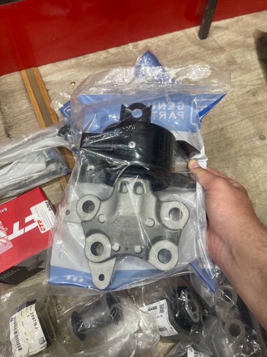 Tracker-1ga Motor va Hodovoy barcha zapchastlari sotuvda bor