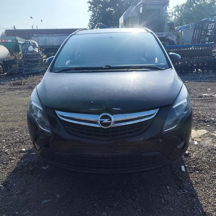 Dezmembrari Opel ZAFIRA C (2011-) 2.0 CDTI Motorina
