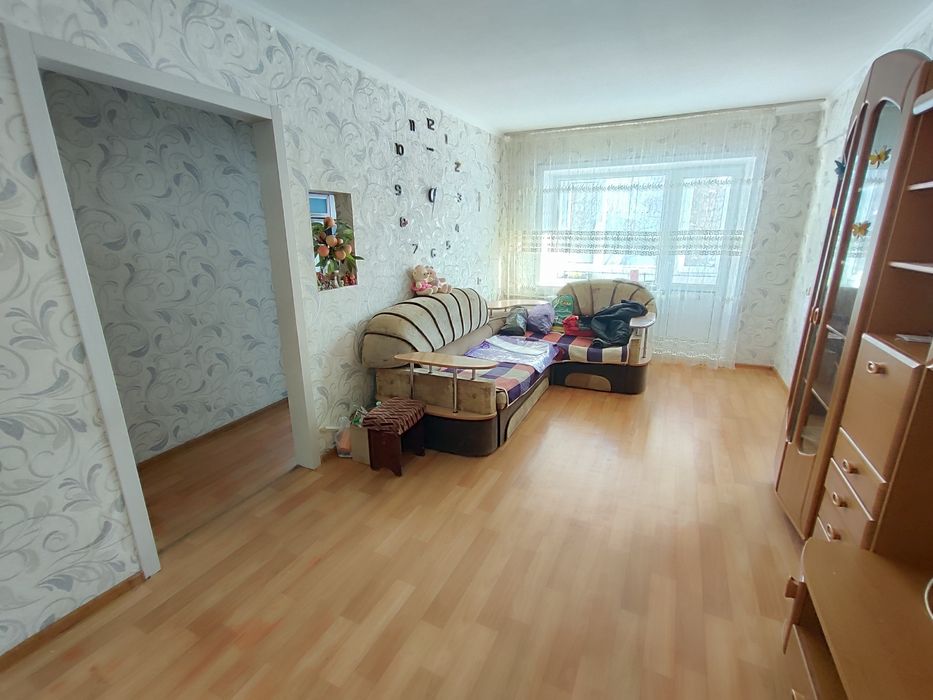 Продается 2-комн (2-26, 2 эт)