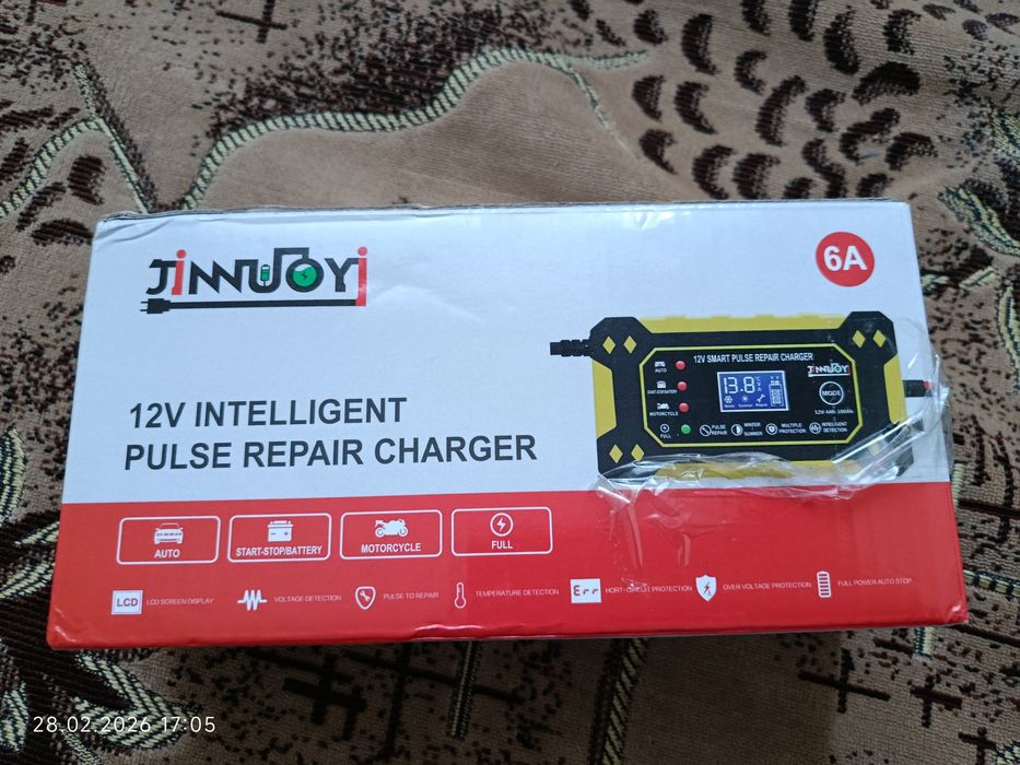 Зарядное устройство  12 V  6 A