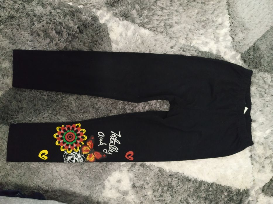 Дрехи запазени размер 110